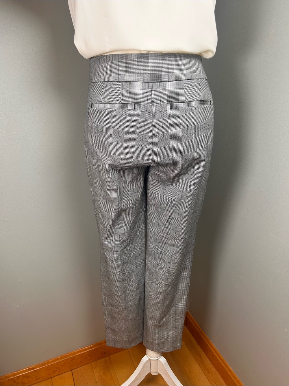 Talbots Chatham Ankle Pants 4P Petite Gray Plaid Stretch - Picture 6 of 13
